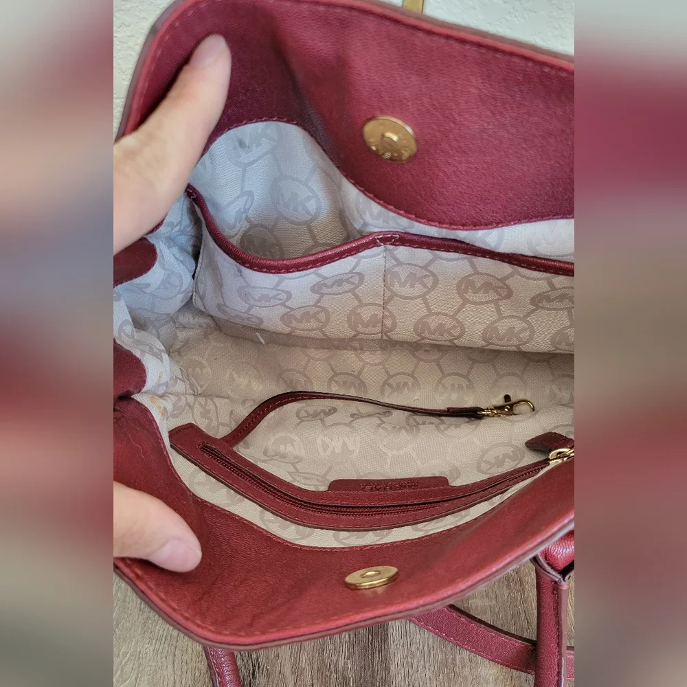 Michael Kors Leather Shoulder Bag